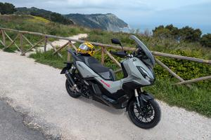 Honda ADV 350