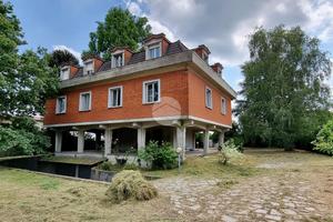 VILLA SINGOLA A BORGOMASINO