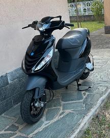 Piaggio zip sp