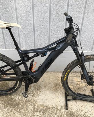 Bicicletta KTM elettrica