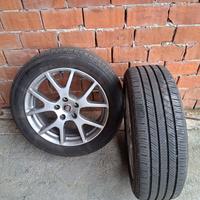 Treno Pneumatici Yokohama 4 stagioni