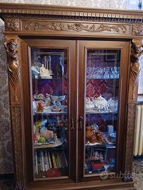 Vetrinetta noce anni '70  stile rinascimento 