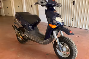 Aprilia rally AC