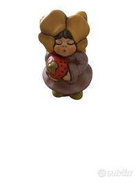 Bimba con fragola thun