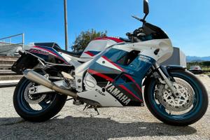 Yamaha fzr 1000