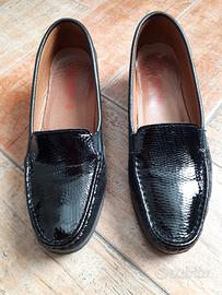 Scarpa mocassino nero donna n. 39