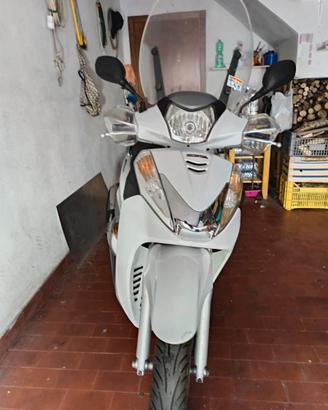 Honda SH 300