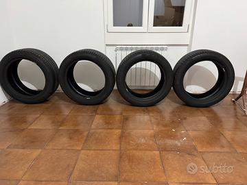 Pirelli P Zero 20” 275/45 + 305/40 R20