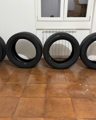 Pirelli P Zero 20” 275/45 + 305/40 R20