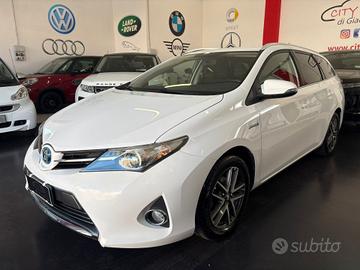Toyota Auris Touring Sports 1.8 Hybrid Lounge