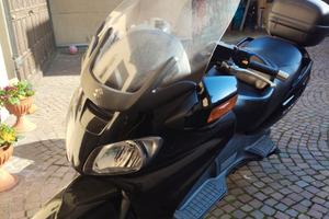 Suzuki Burgman 650 - 2004