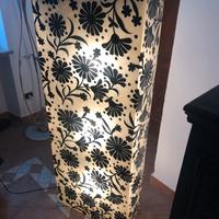 Lampada dinta a mano  vetro resina