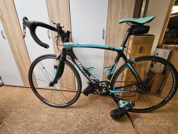 Bici da corsa bianchi c2c 928