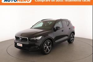 VOLVO XC40 VV28214