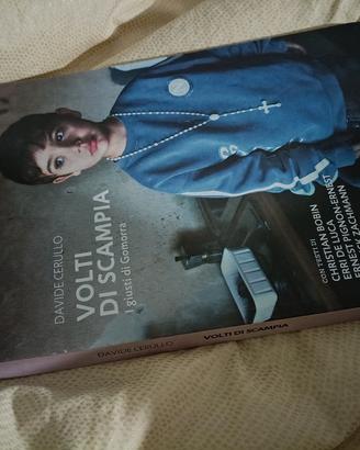 libro NUOVO " volti di scampia "