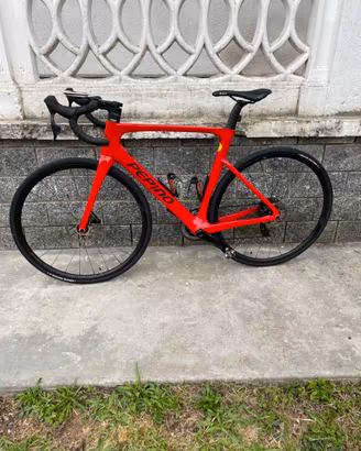 Bici corsa PEPINO cambio elettronico  SRAM 12v