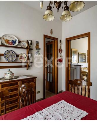 ARREDAMENTO PER TAVERNA
