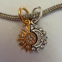 Charm nuovo senza scatola