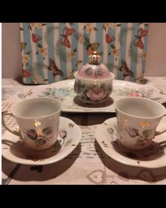 tazzine e zuccheriera 