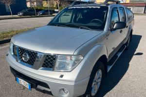 PICK UP NISSAN NAVARA DOPPIA CABINA