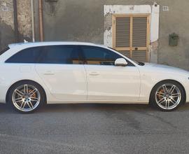 AUDI A4 avant sline TDI