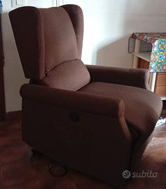 Due  poltrone Relax   Alzapersona, reclinabile  el