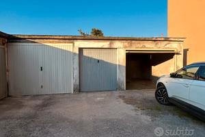 Garage / Deposito