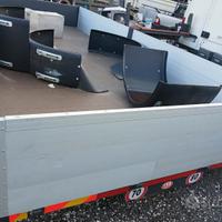 Cassone su motrice scania