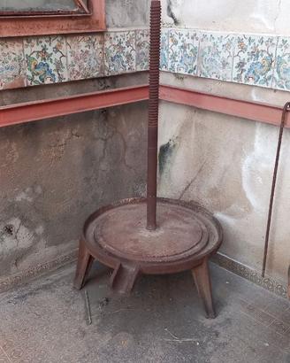 Torchio per uva vintage