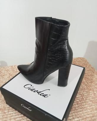 Stivaletti Donna con Tacco Stivali Neri Coccodrill