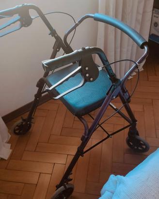 Deambulatore rollator