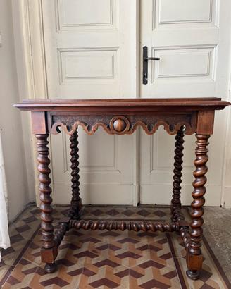 Tavolino stile Luigi XIII / Neorinascimentale