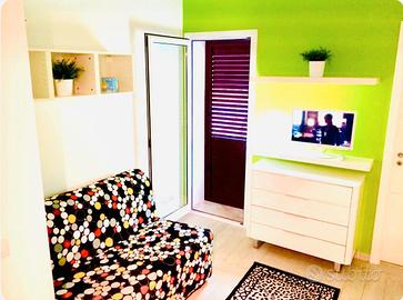 Appartamento con doppio ingresso su via Dinologo