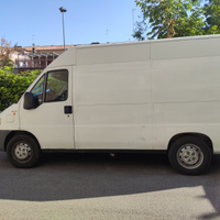 Noleggio furgone, piccoli traslochi, trasp moto