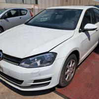Volkswagen Golf 7 anno 2015 ricambi usati