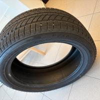 4 pneumatici M+S da 18" Austone