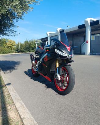 Aprilia rsv4 2024