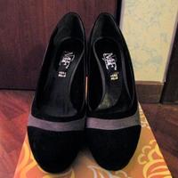 Scarpe da donna scamosciate grigio nere