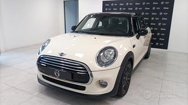 MINI Mini IV F55-F56 2014 - Mini 1.5 Cooper D Busi