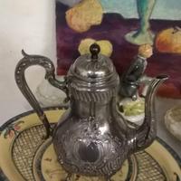 Oggettini in metallo vintage e antichi (vasi ecc.)