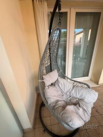 Poltrona sospesa da giardino