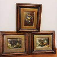 Tre quadri d'epoca cornice di legno e vetro bombat