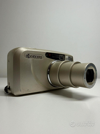 Kyocera Yashica Zoomate 105 SE Brava