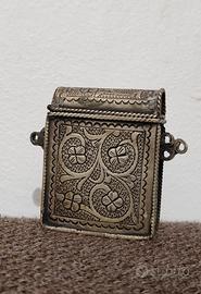 Scatoletta in Metallo Vintage 