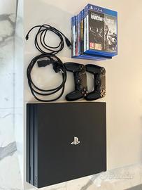 PS4  PRO 1TB + 2 controller CONDIZIONI PERFETTE