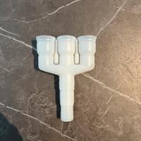 Raccordo a tre vie per scarico condensa