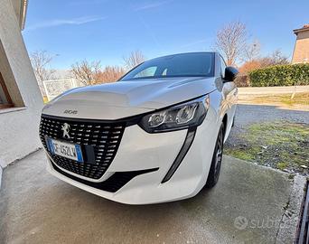 Peueot 208 Active pack 1.2 100 cv solo 16300 km