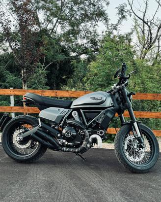 Ducati scrambler nightshift