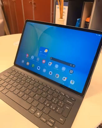 Samsung Galaxy TAB S10 FE+ 5G 12/256 con tastiera