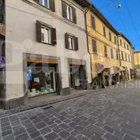Negozio Gubbio [NEGGARIBALDI14ACG]